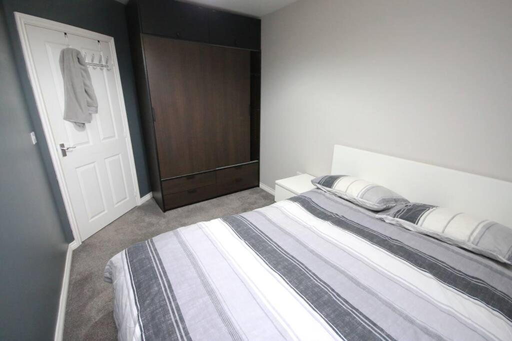 Chapman Spacious 2 Bedroom *